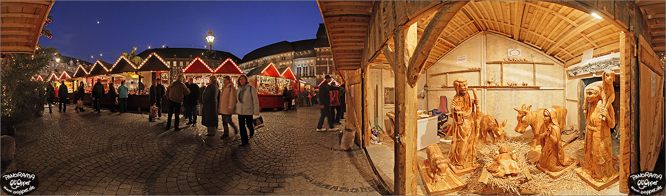 Weihnachtsmarkt Dsseldorf - Weihnachtskrippe auf dem Marktplatz - p012 - (c) by Oliver Opper