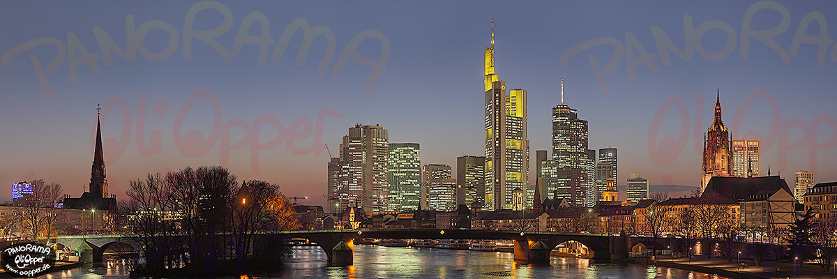 Frankfurt - Skyline - p468 - (c) by Oliver Opper