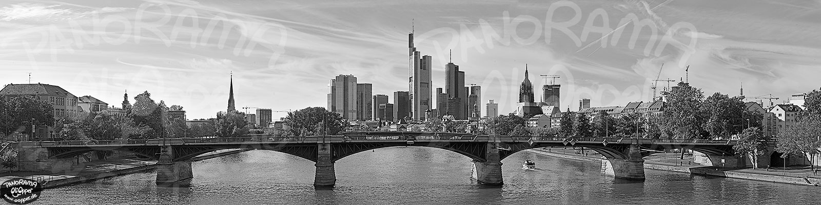 Bild Frankfurt Skyline Schwarz Weiss