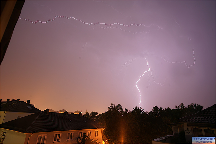 Bilder vom verschiedenen Gewittern/Blitzen - (c) by Oliver Opper