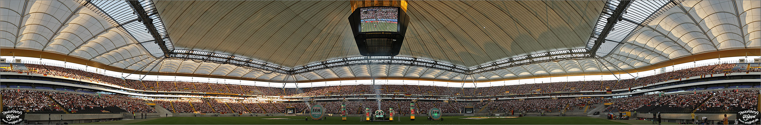 Panorama Frankfurt - Commerzbank Arena - p288 - (c) by Oliver Opper