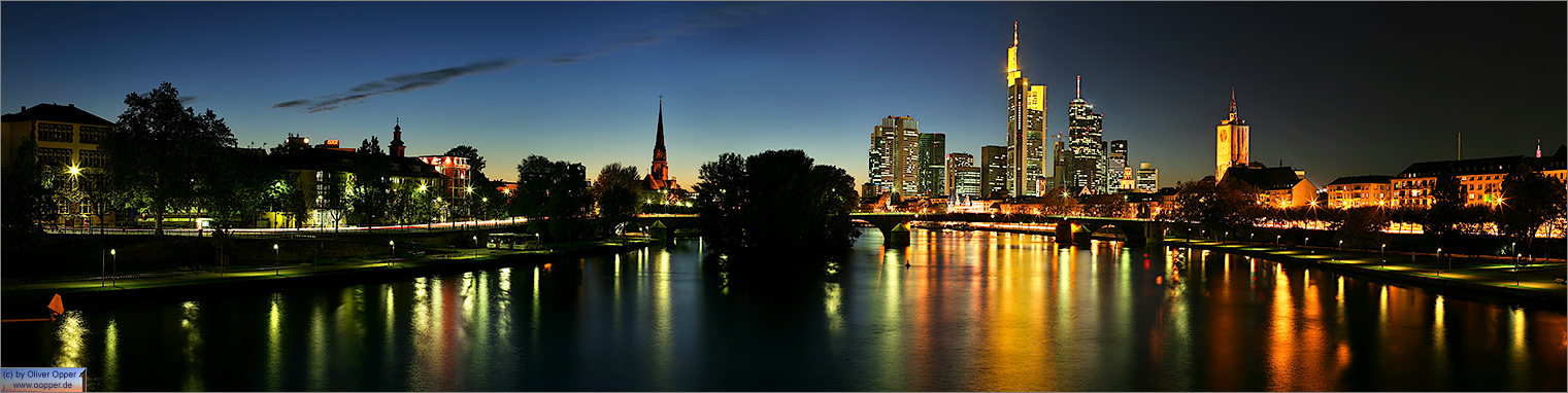 Panorama Frankfurt - Skyline - p040 - (c) by Oliver Opper