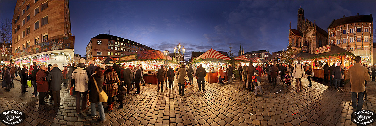 Christkindlesmarkt Nrnberg Panorama Bilder - Hauptmarkt am Abend - p037 - (c) by Oliver Opper